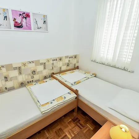 Solomon Apartment